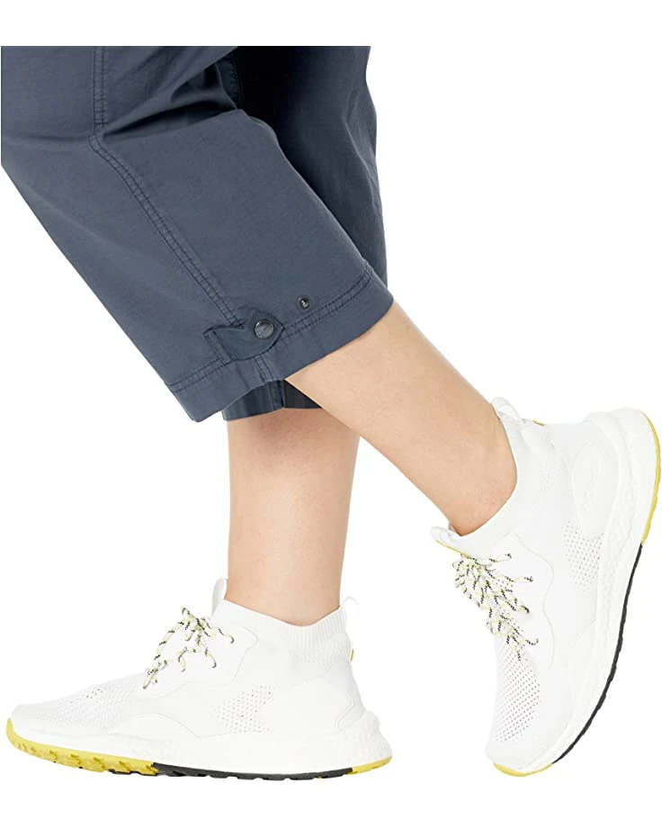 L.L.Bean Plus Size Ripstop Pull-On Capri Pants - Image 3