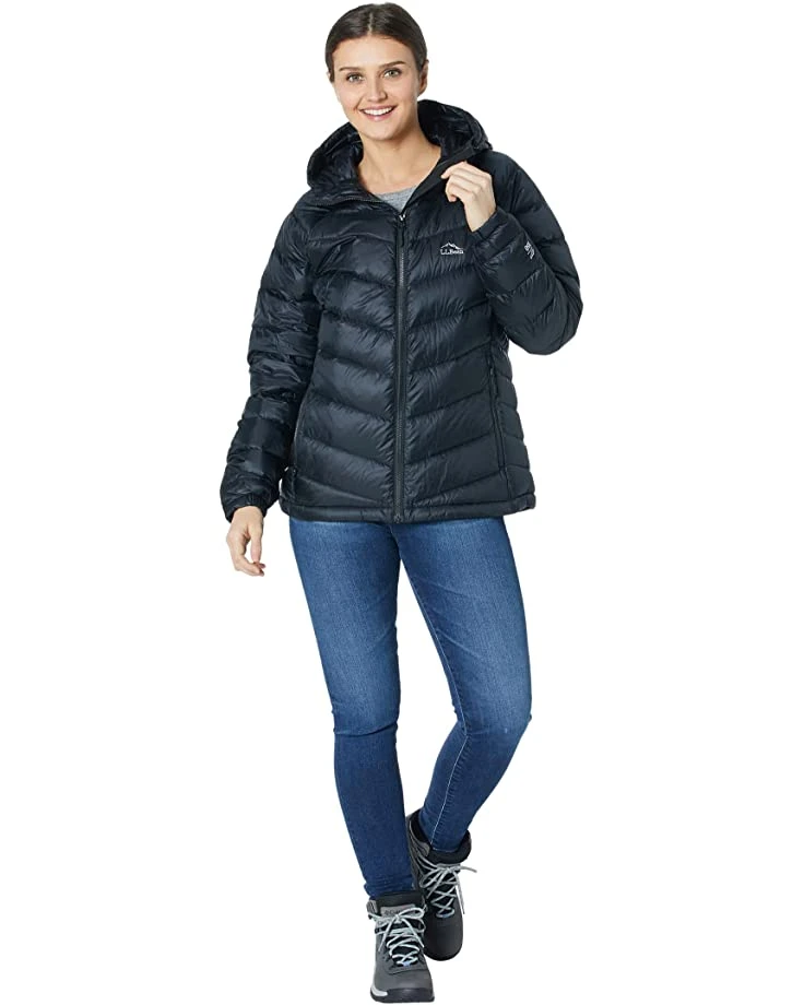 L.L.Bean Coats & Outerwear Petite Ultralight 850 Down Hooded Jacket - Image 4